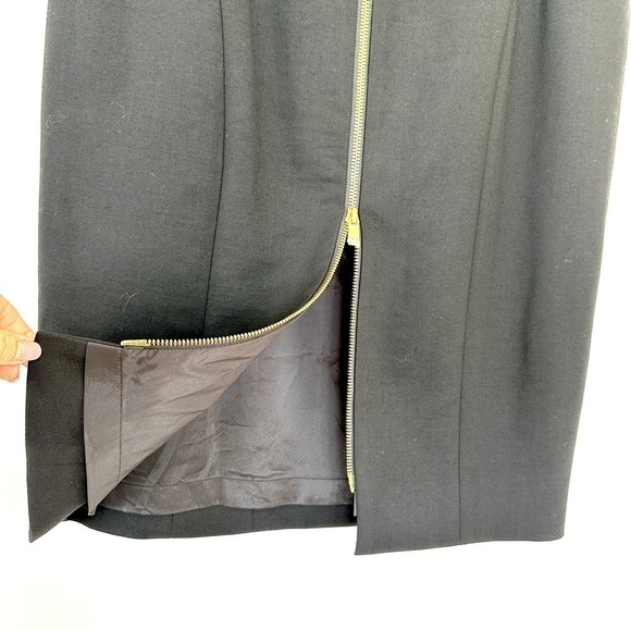 Pencil skirt with  exposed gold zipper at centre back, wool, lined, midi length - Picture 7 of 11